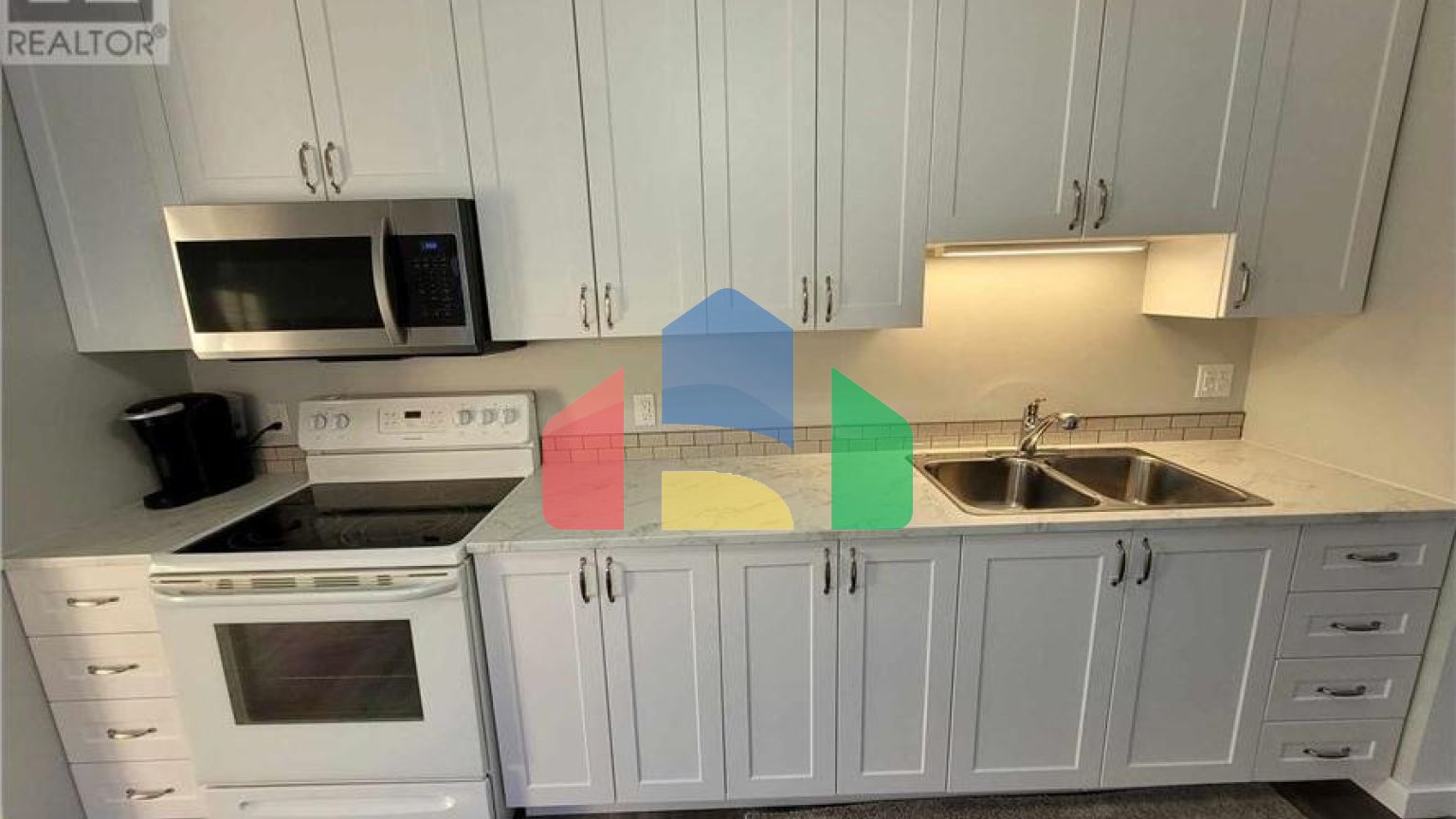 Residential - Single Family Home - Moose Jaw, Canada - Canada