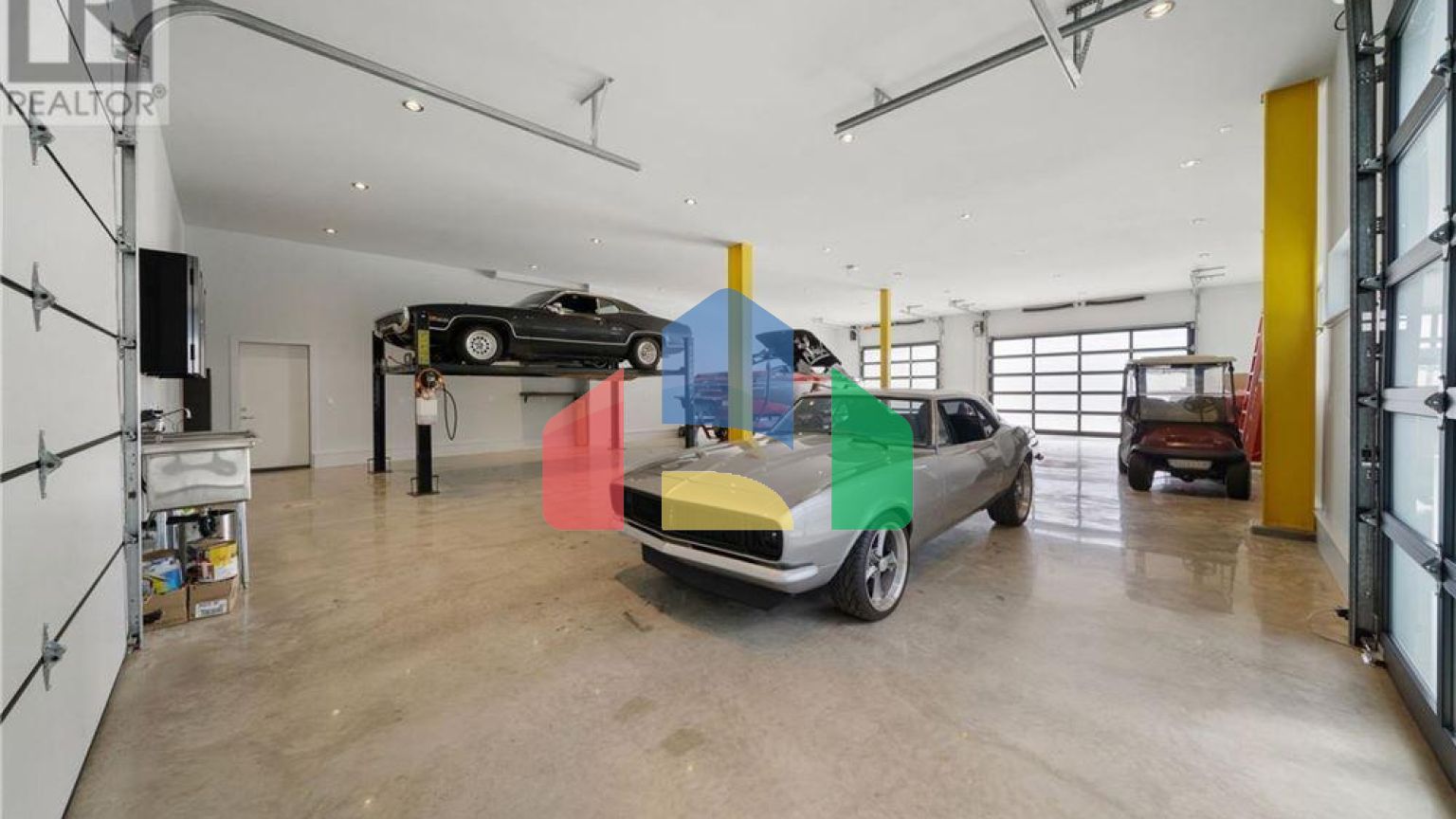 Residential - Single Family Home - Nanaimo, Canada - Canada