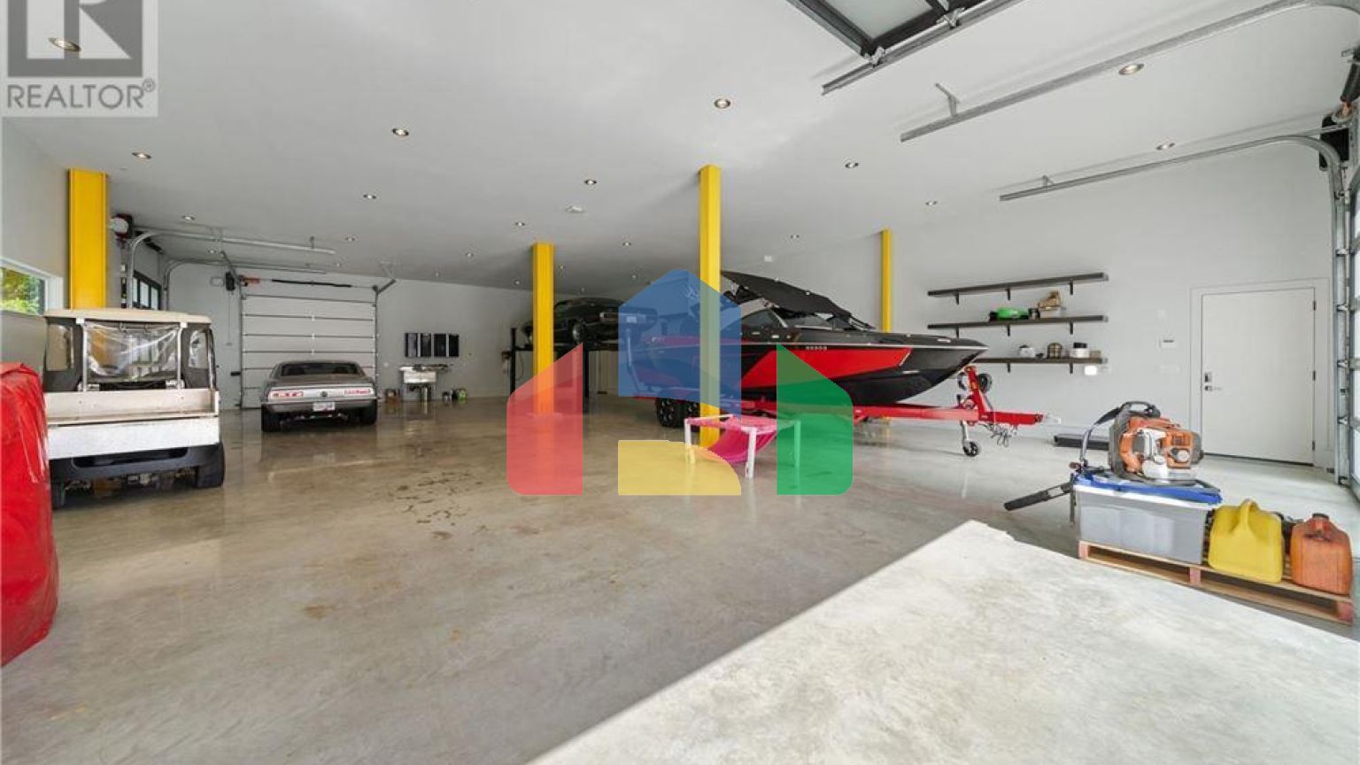 Residential - Single Family Home - Nanaimo, Canada - Canada