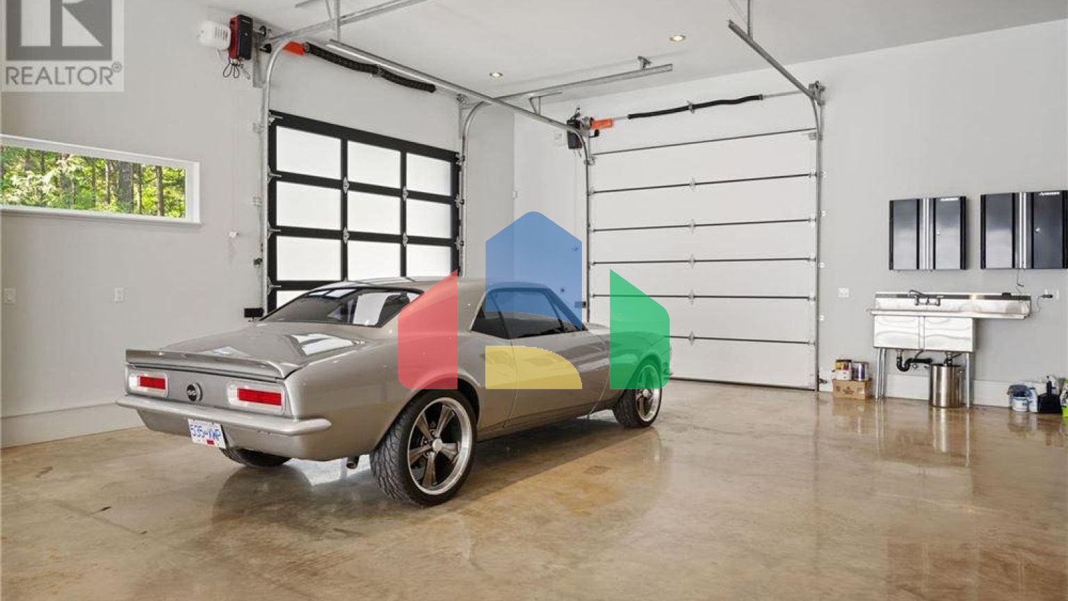 Residential - Single Family Home - Nanaimo, Canada - Canada