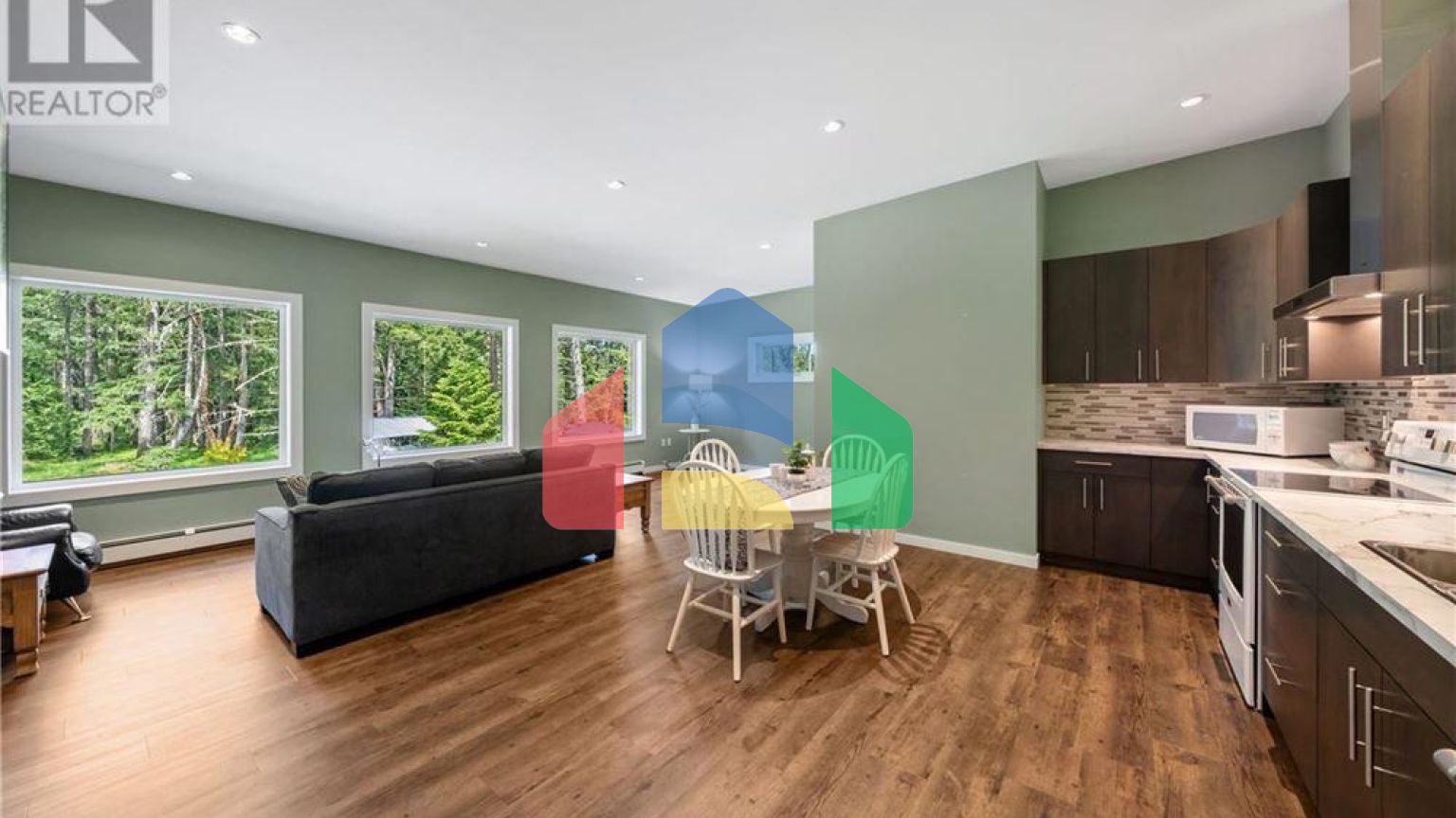 Residential - Single Family Home - Nanaimo, Canada - Canada