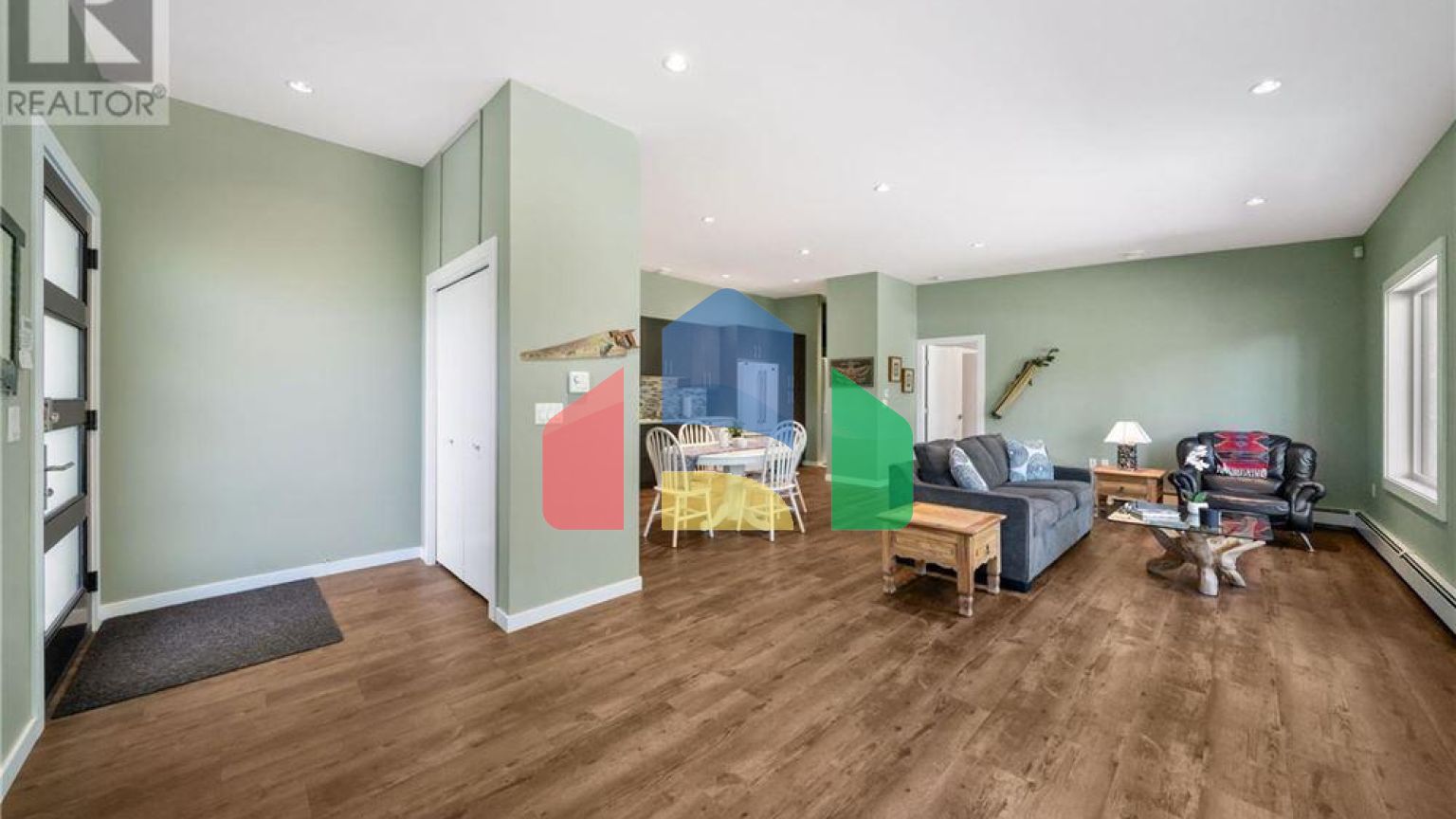 Residential - Single Family Home - Nanaimo, Canada - Canada