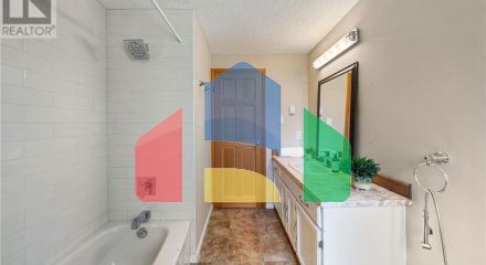 Residential - Single Family Home - Nanaimo, Canada - Canada