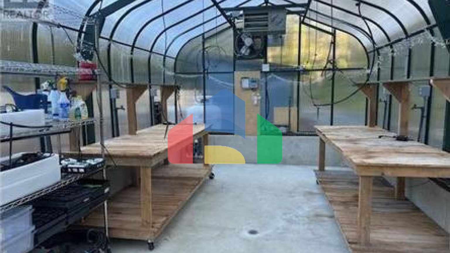 Residential - Single Family Home - Nanaimo, Canada - Canada