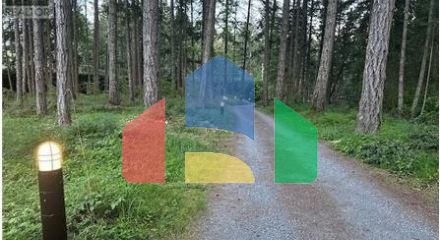 Residential - Single Family Home - Nanaimo, Canada - Canada