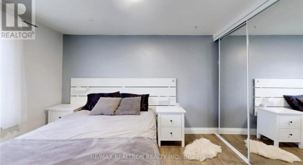 Residential - Single Family Home - Newmarket, Canada - Canada