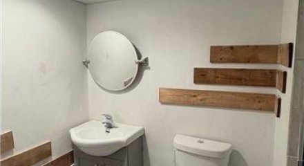Residential - Single Family Home - Newmarket, Canada - Canada