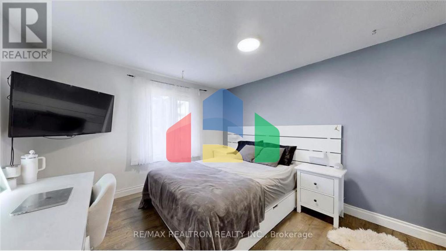 Residential - Single Family Home - Newmarket, Canada - Canada