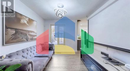 Residential - Single Family Home - Newmarket, Canada - Canada