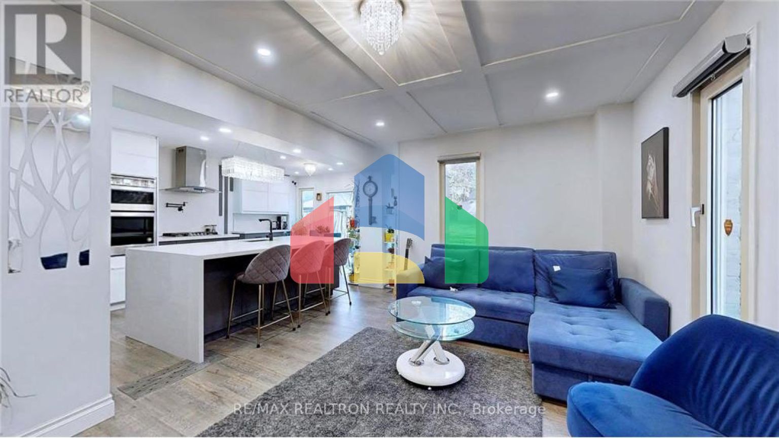 Residential - Single Family Home - Newmarket, Canada - Canada