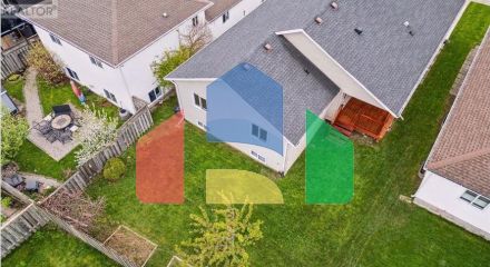 Residential - Single Family Home - Niagara Falls, Canada - Canada