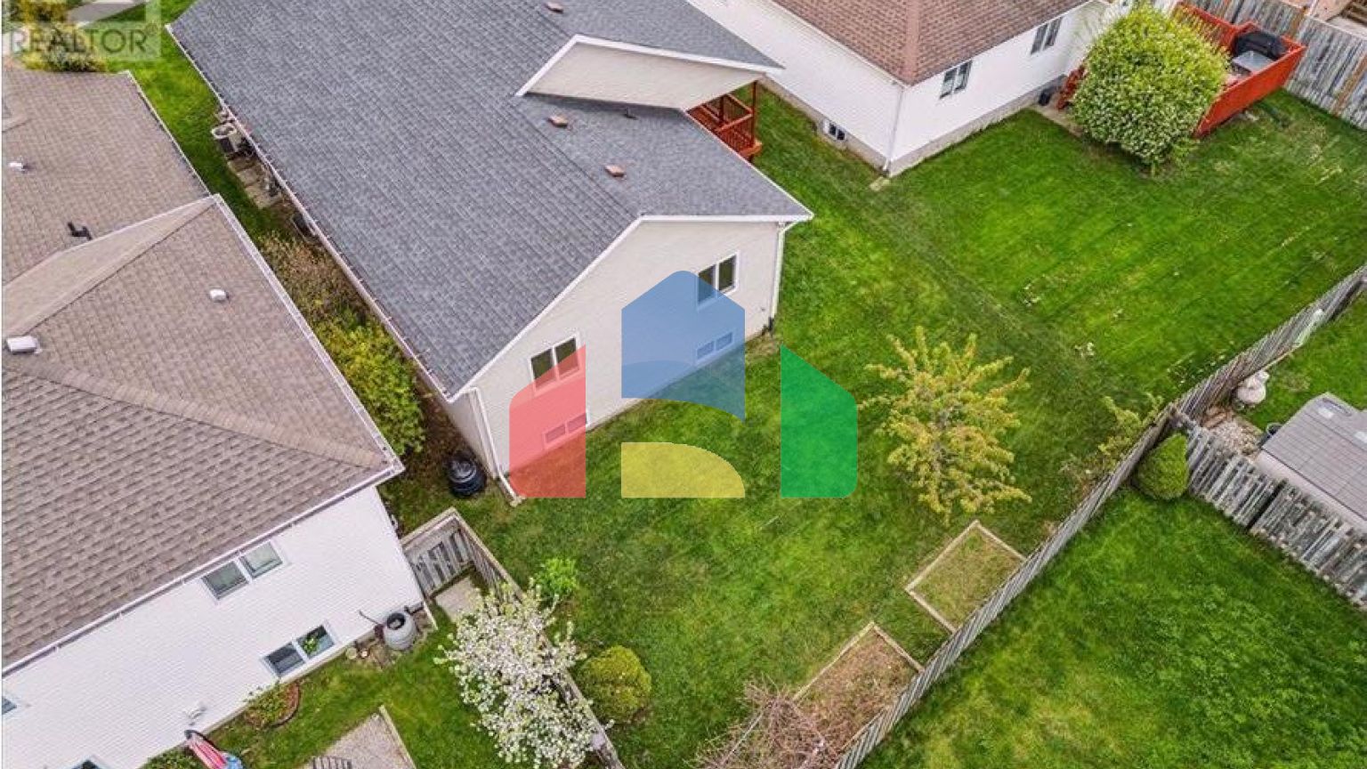 Residential - Single Family Home - Niagara Falls, Canada - Canada