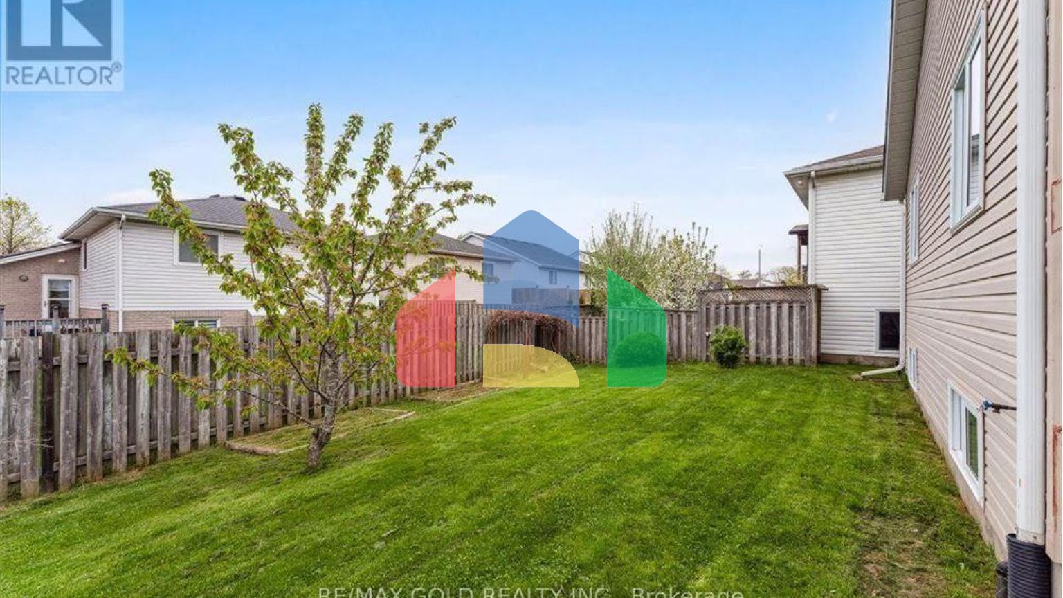 Residential - Single Family Home - Niagara Falls, Canada - Canada