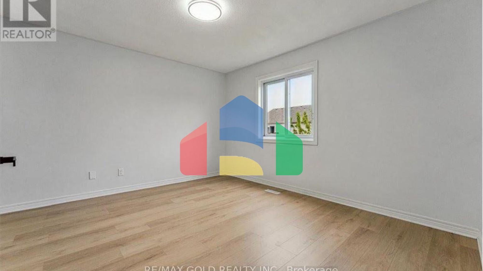 Residential - Single Family Home - Niagara Falls, Canada - Canada