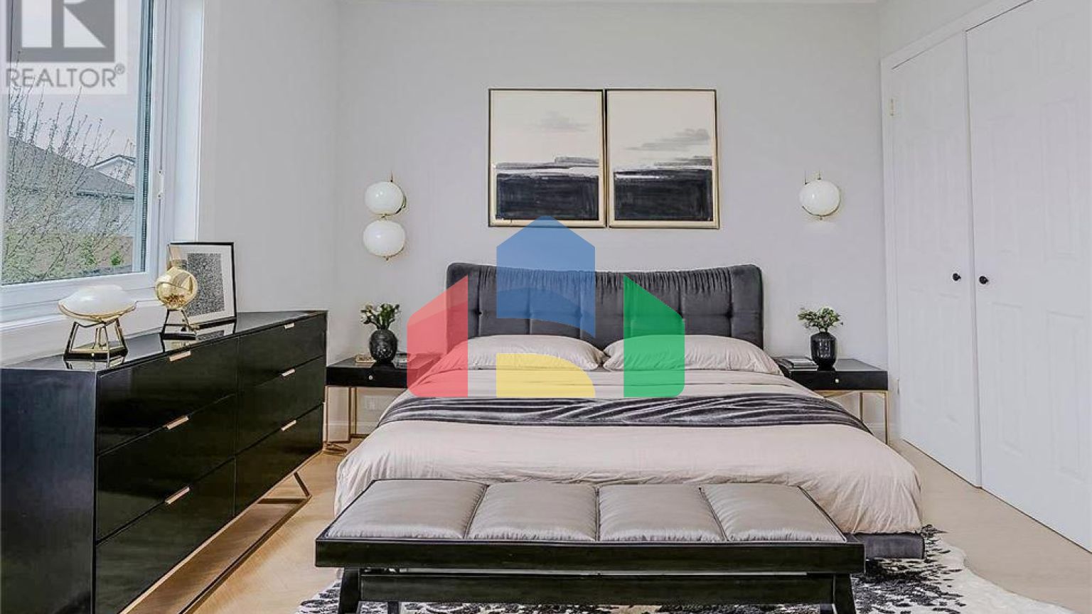 Residential - Single Family Home - Niagara Falls, Canada - Canada