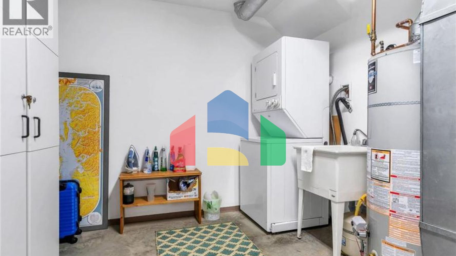 Residential - Townhouse - North Vancouver, Canada - Canada