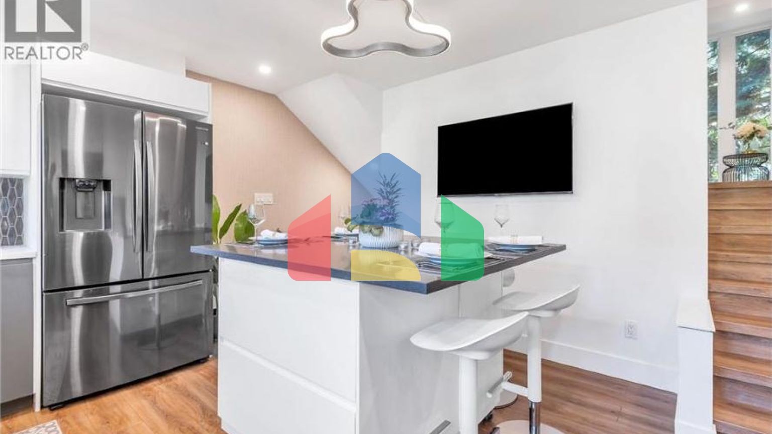 Residential - Townhouse - North Vancouver, Canada - Canada