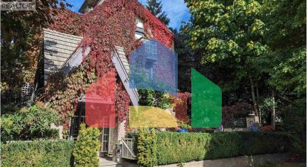 Residential - Townhouse - North Vancouver, Canada - Canada