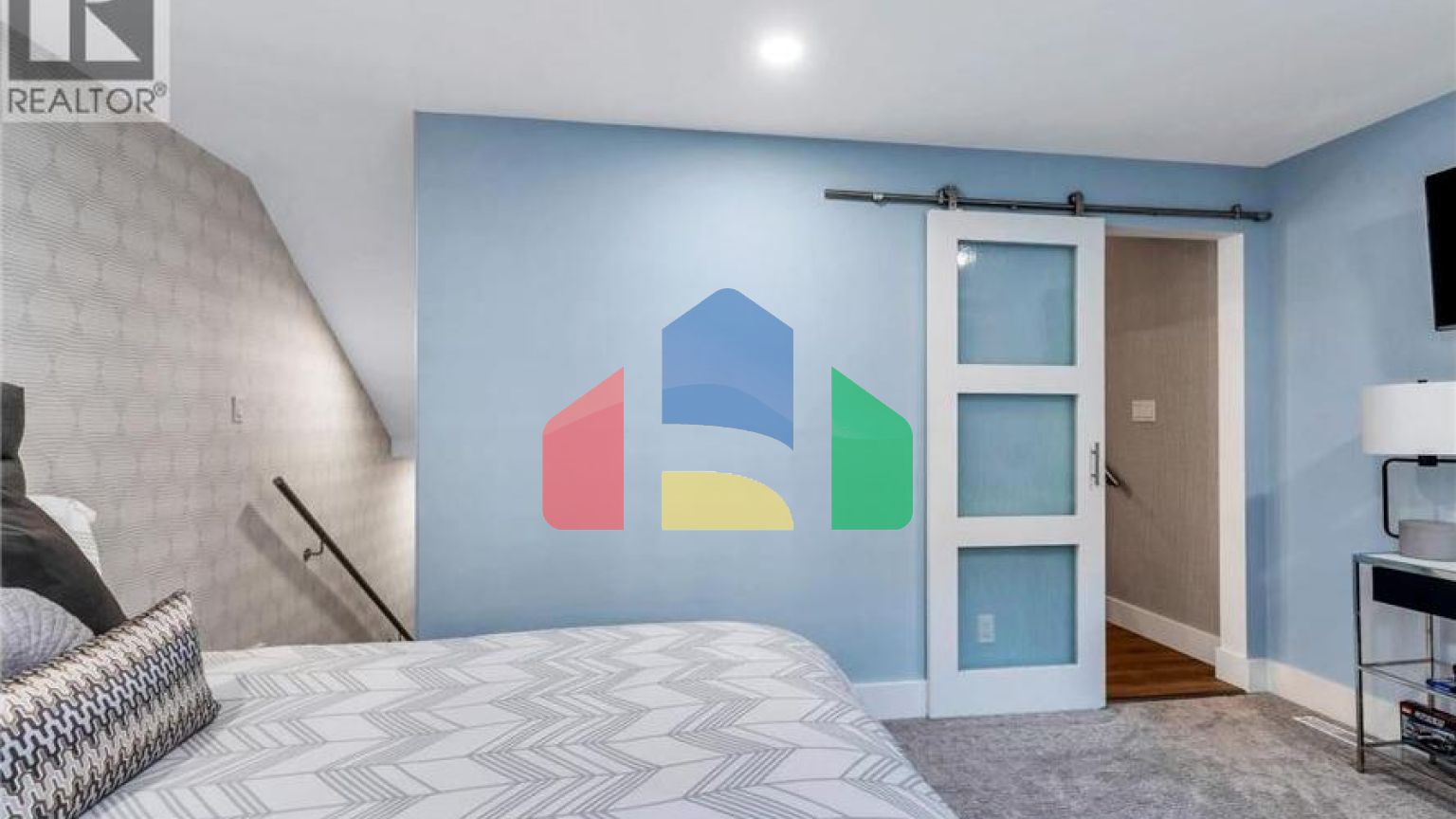 Residential - Townhouse - North Vancouver, Canada - Canada