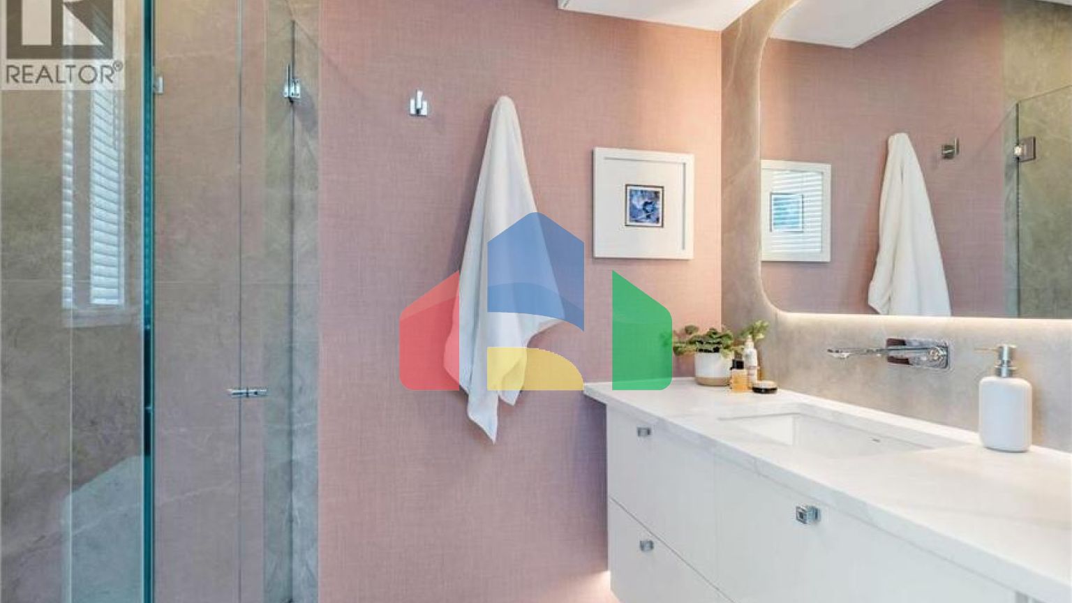 Residential - Townhouse - North Vancouver, Canada - Canada