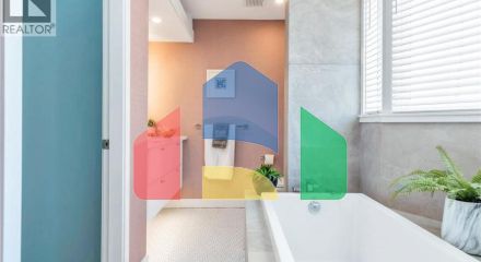 Residential - Townhouse - North Vancouver, Canada - Canada