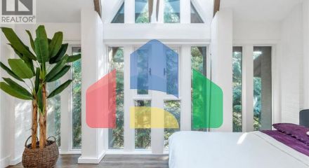 Residential - Townhouse - North Vancouver, Canada - Canada