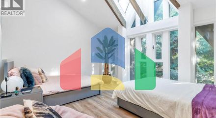 Residential - Townhouse - North Vancouver, Canada - Canada