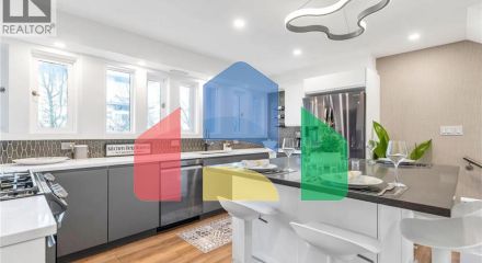 Residential - Townhouse - North Vancouver, Canada - Canada