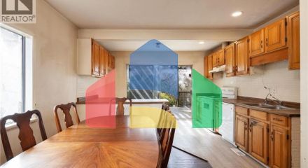 Residential - Single Family Home - North Vancouver, Canada - Canada