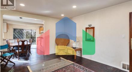 Residential - Single Family Home - North Vancouver, Canada - Canada