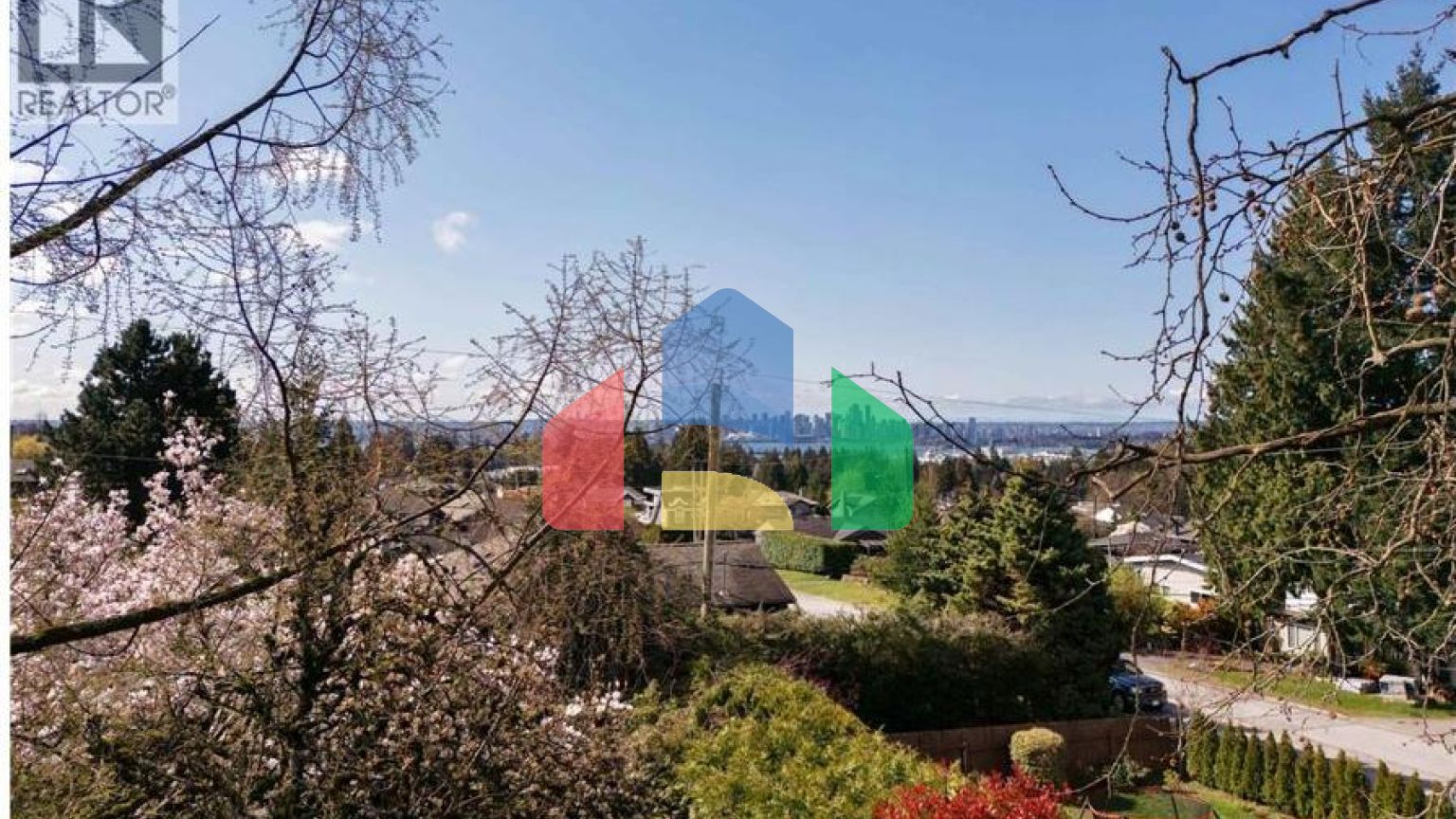 Residential - Single Family Home - North Vancouver, Canada - Canada