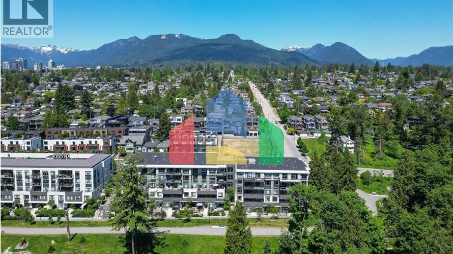 Residential - Townhouse - North Vancouver, Canada - Canada