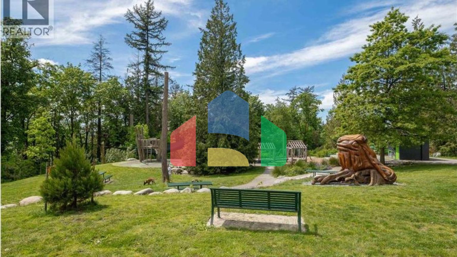 Residential - Townhouse - North Vancouver, Canada - Canada