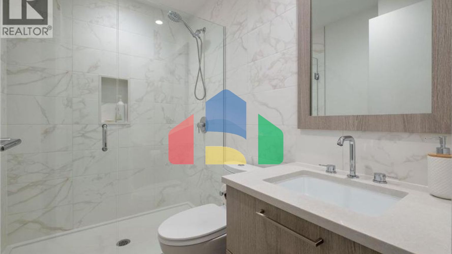 Residential - Townhouse - North Vancouver, Canada - Canada