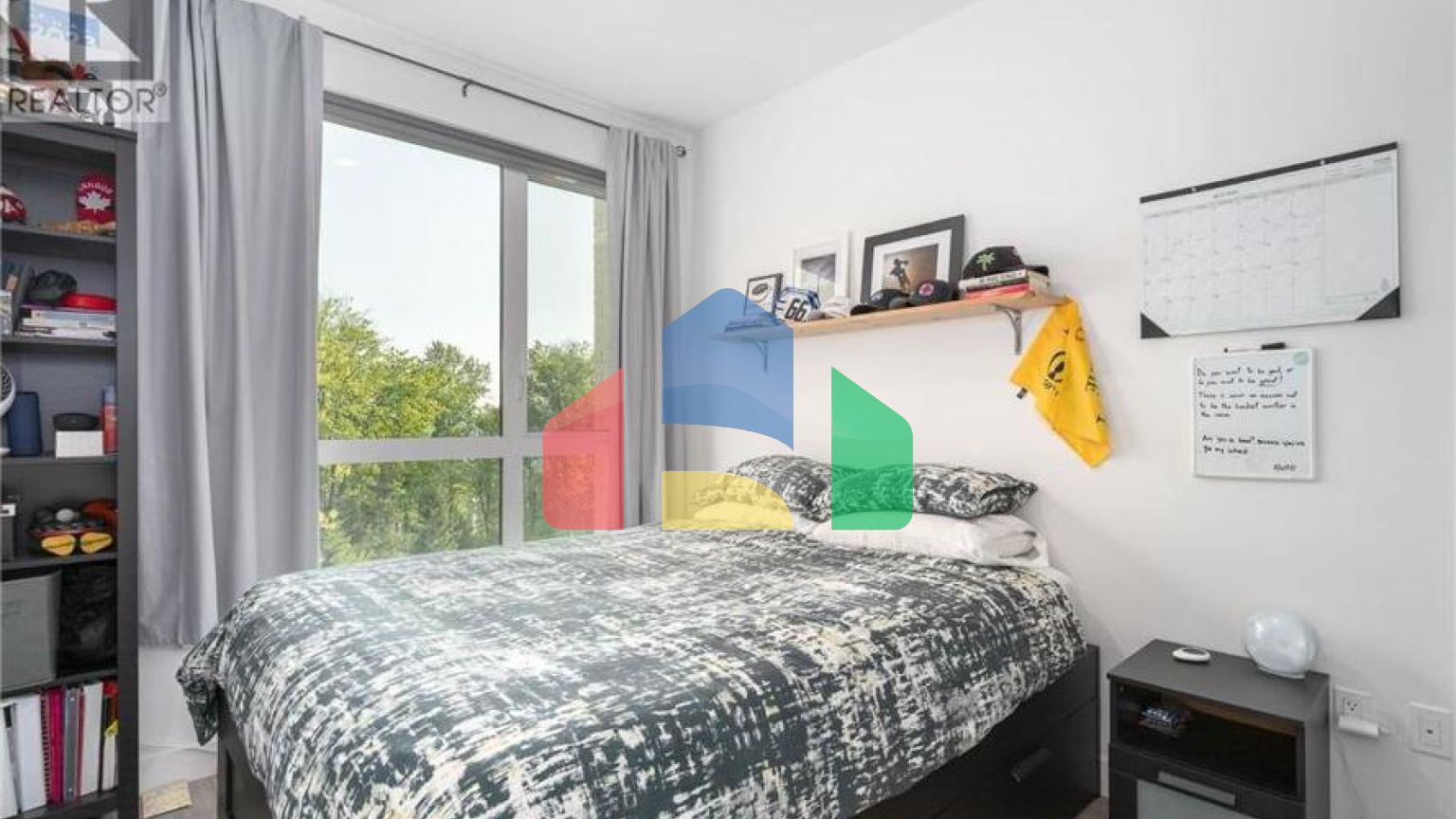 Residential - Townhouse - North Vancouver, Canada - Canada