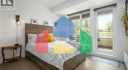 Residential - Townhouse - North Vancouver, Canada - Canada