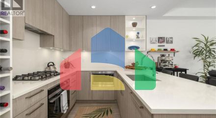 Residential - Townhouse - North Vancouver, Canada - Canada