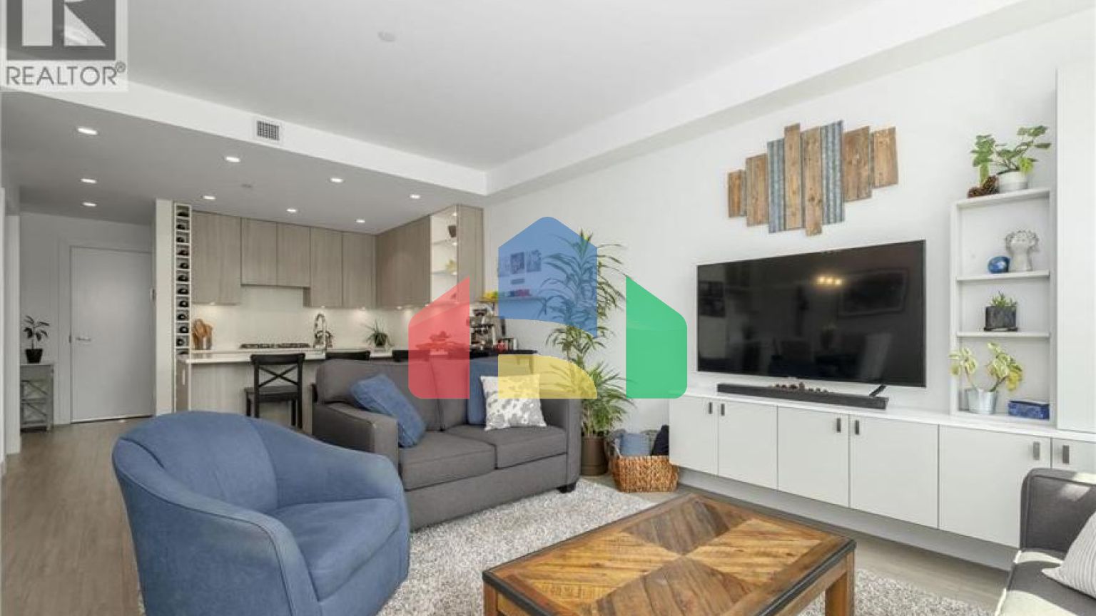 Residential - Townhouse - North Vancouver, Canada - Canada