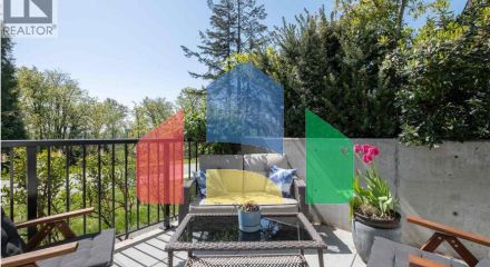 Residential - Townhouse - North Vancouver, Canada - Canada