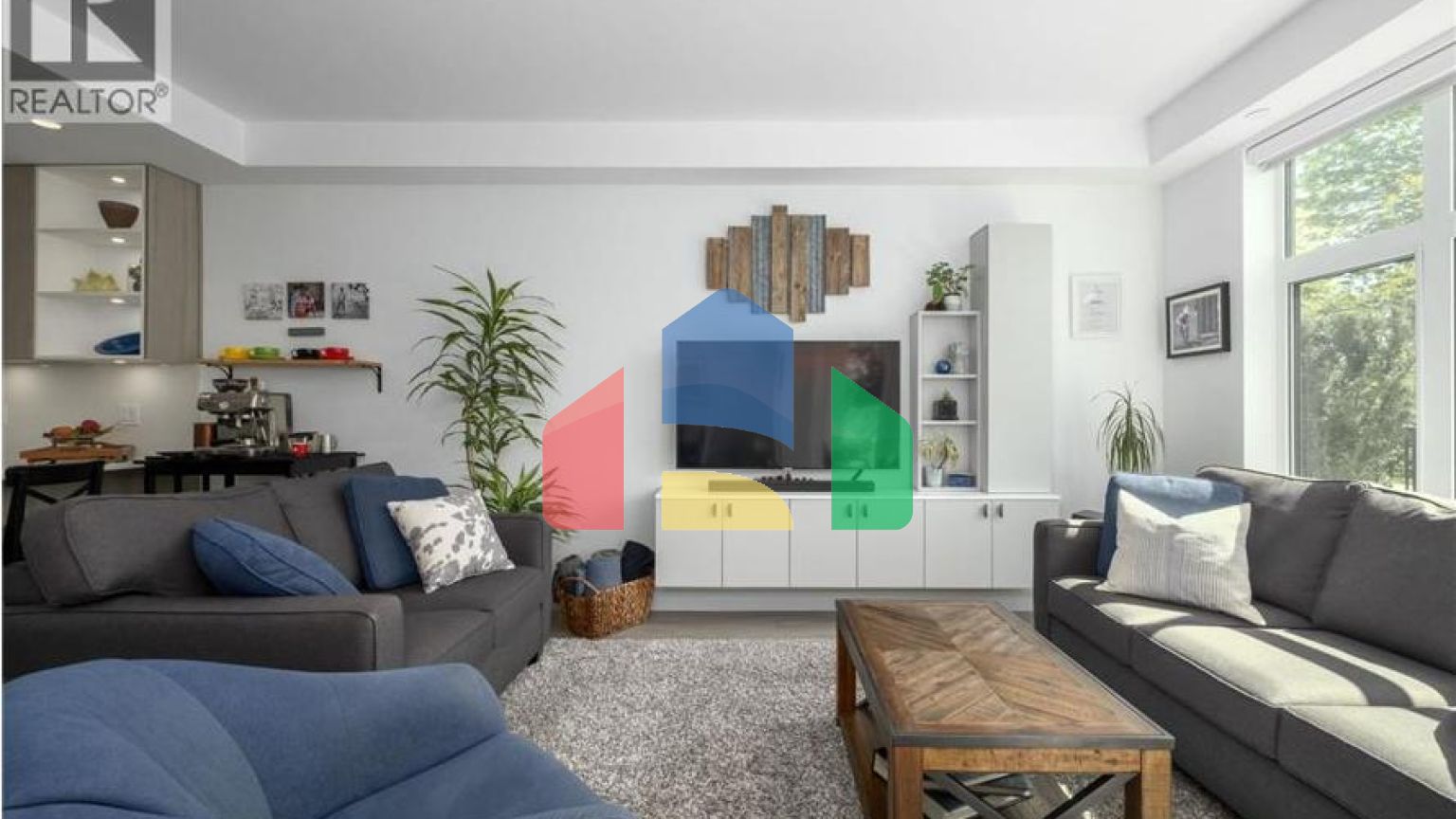 Residential - Townhouse - North Vancouver, Canada - Canada