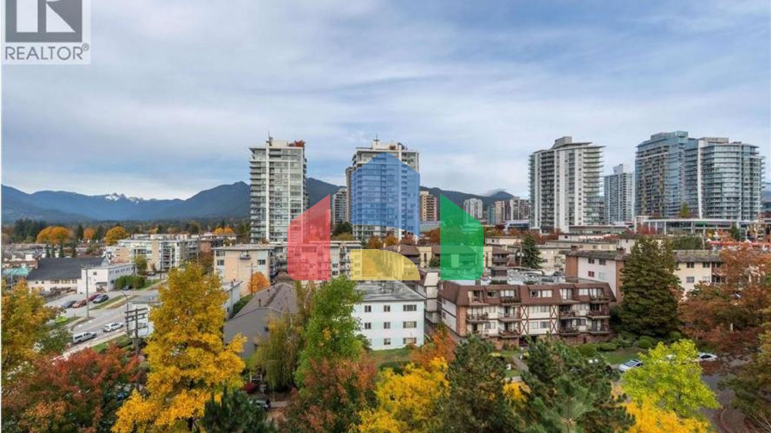 Residential - Single Family Home - North Vancouver, Canada - Canada
