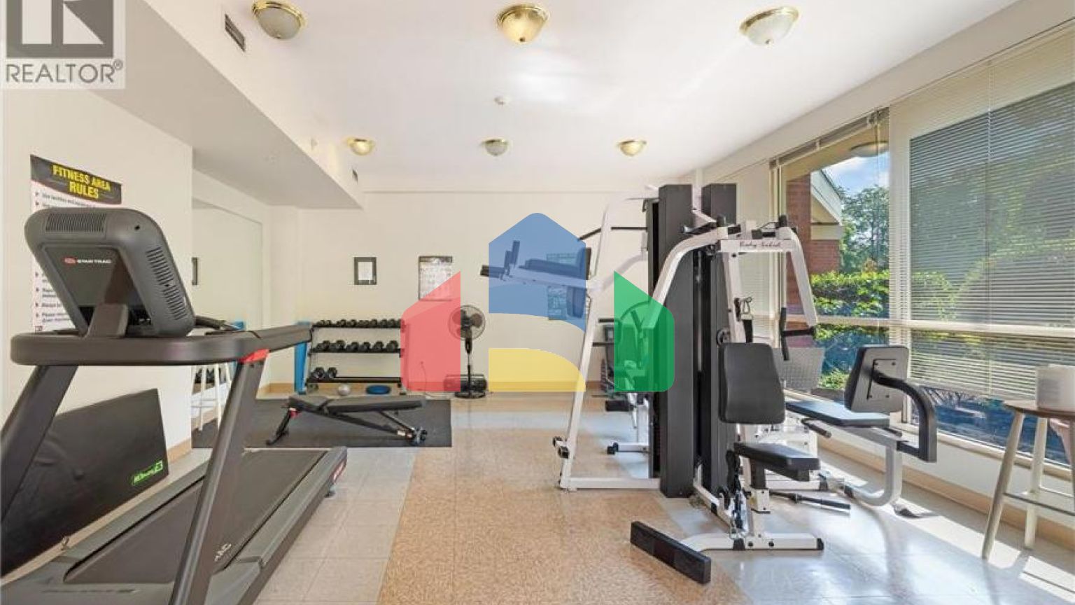 Residential - Single Family Home - North Vancouver, Canada - Canada