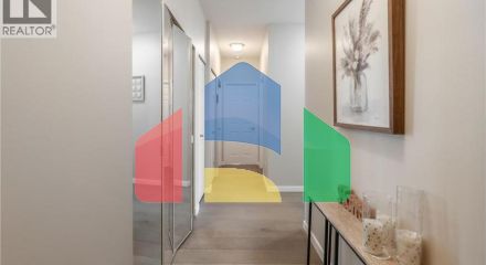 Residential - Single Family Home - North Vancouver, Canada - Canada