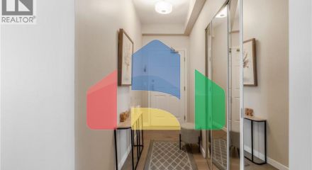 Residential - Single Family Home - North Vancouver, Canada - Canada