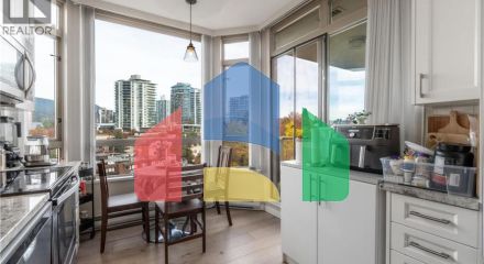 Residential - Single Family Home - North Vancouver, Canada - Canada