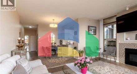 Residential - Single Family Home - North Vancouver, Canada - Canada