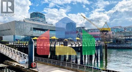 Residential - Single Family Home - North Vancouver, Canada - Canada