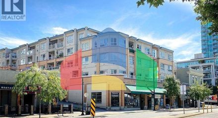 Residential - Single Family Home - North Vancouver, Canada - Canada