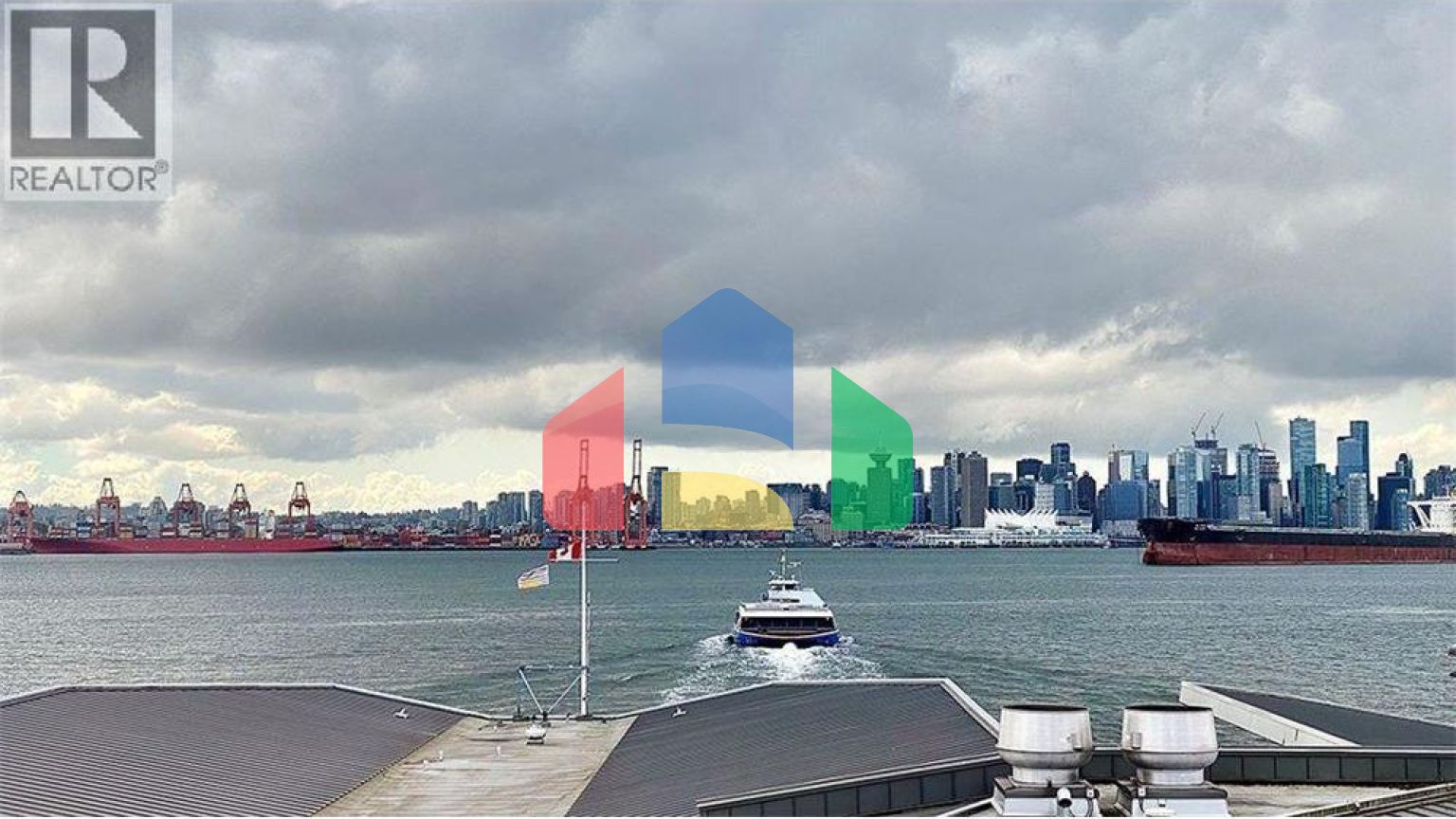 Residential - Single Family Home - North Vancouver, Canada - Canada