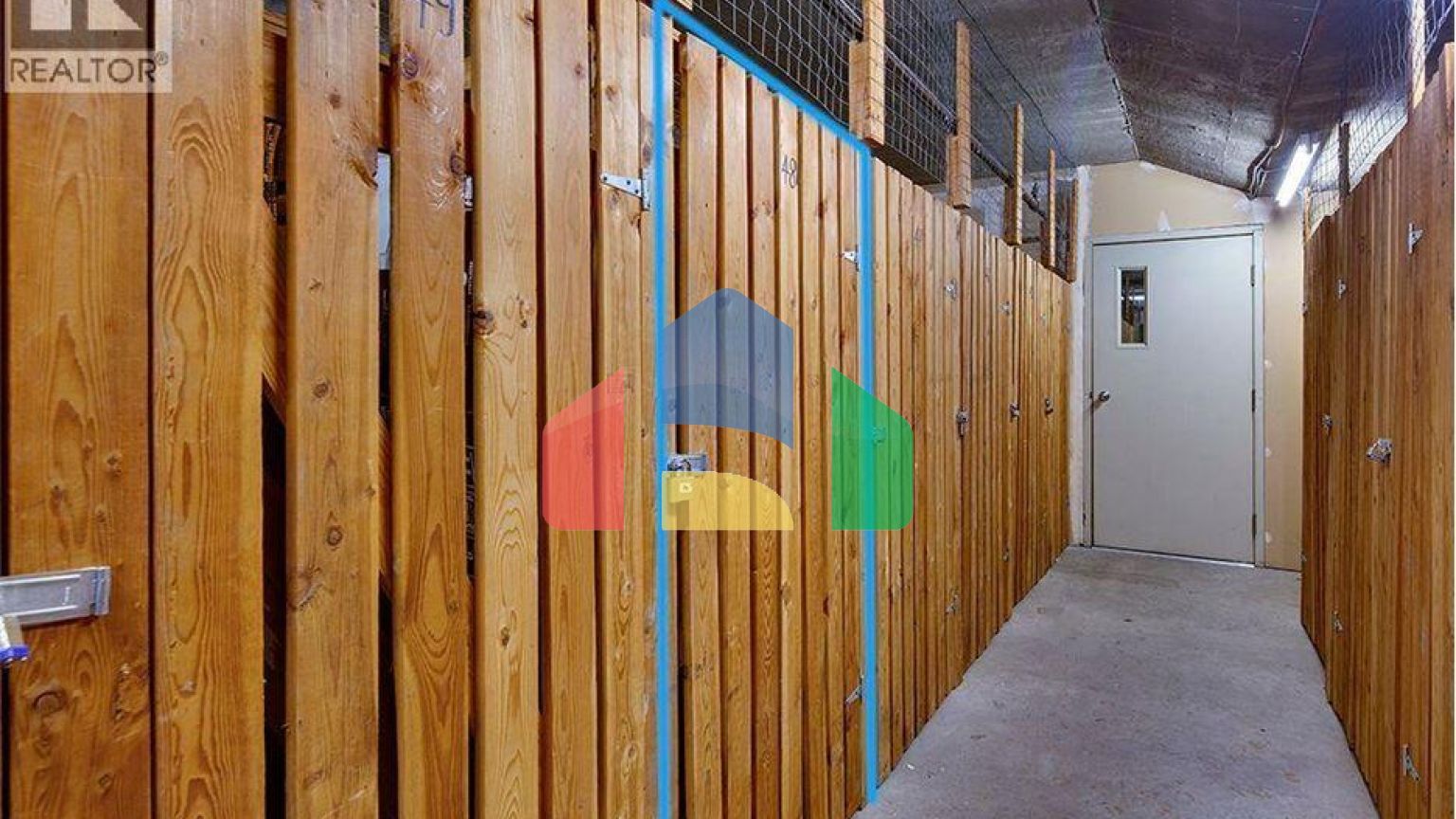 Residential - Single Family Home - North Vancouver, Canada - Canada